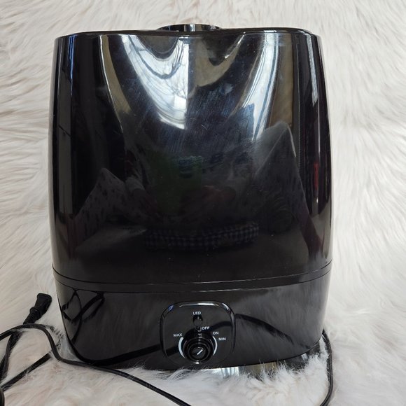 Everlasting Comfort Ultrasonic Cool Mist Humidifier - Picture 2 of 5